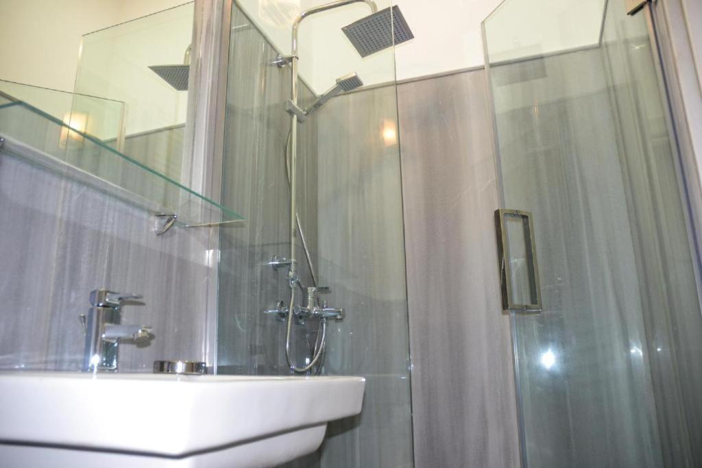 Piccolo Casa Bella Hotel Tbilisi Luaran gambar